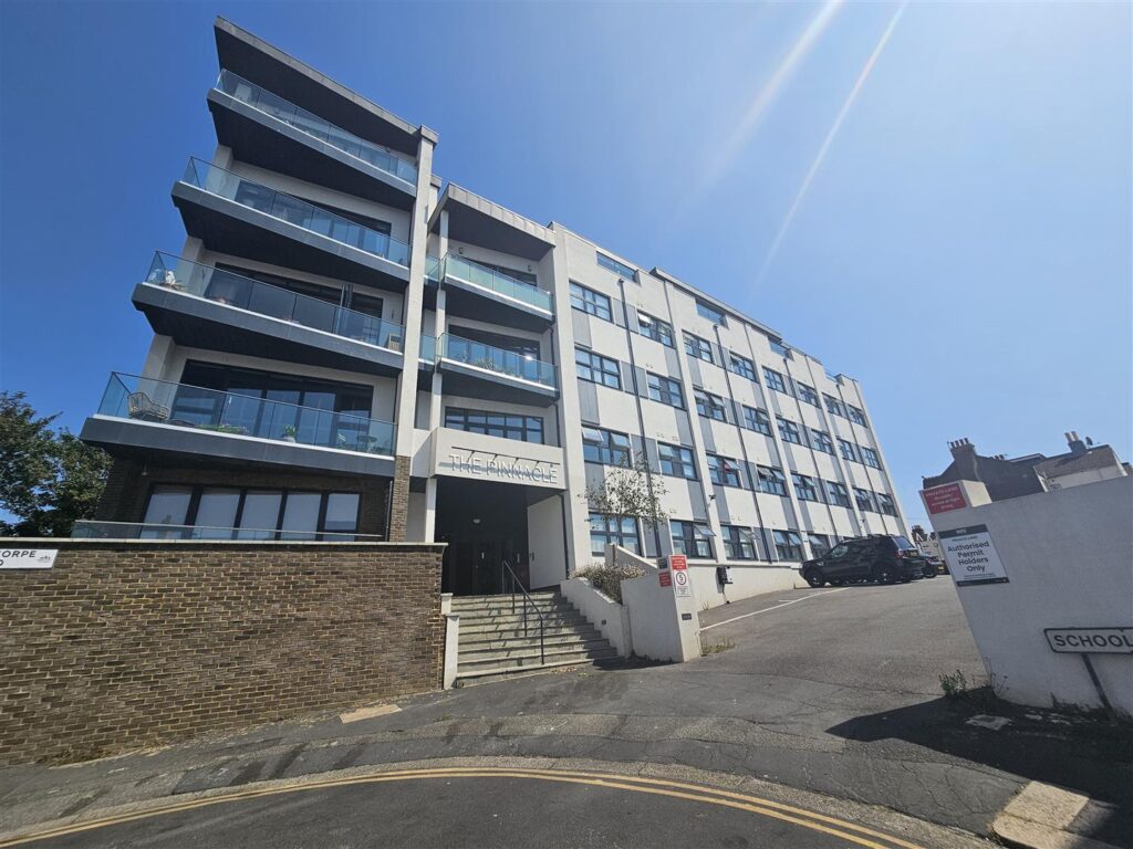 School Road, Poets Corner, Hove, BN3 5EU